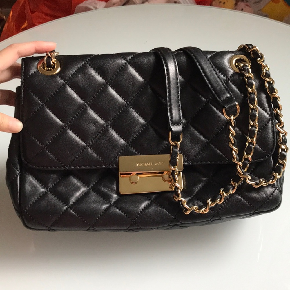 SLOAN LARGE QUILTED-LEATHER SHOULDER BAG - Picture 3 of 8